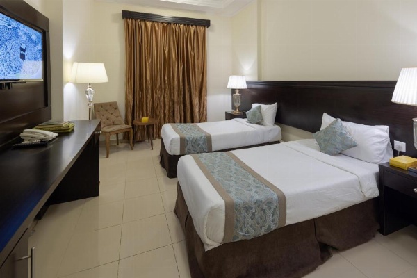 Snood Al Huda image 6